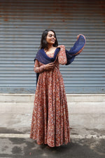 Load image into Gallery viewer, Meera